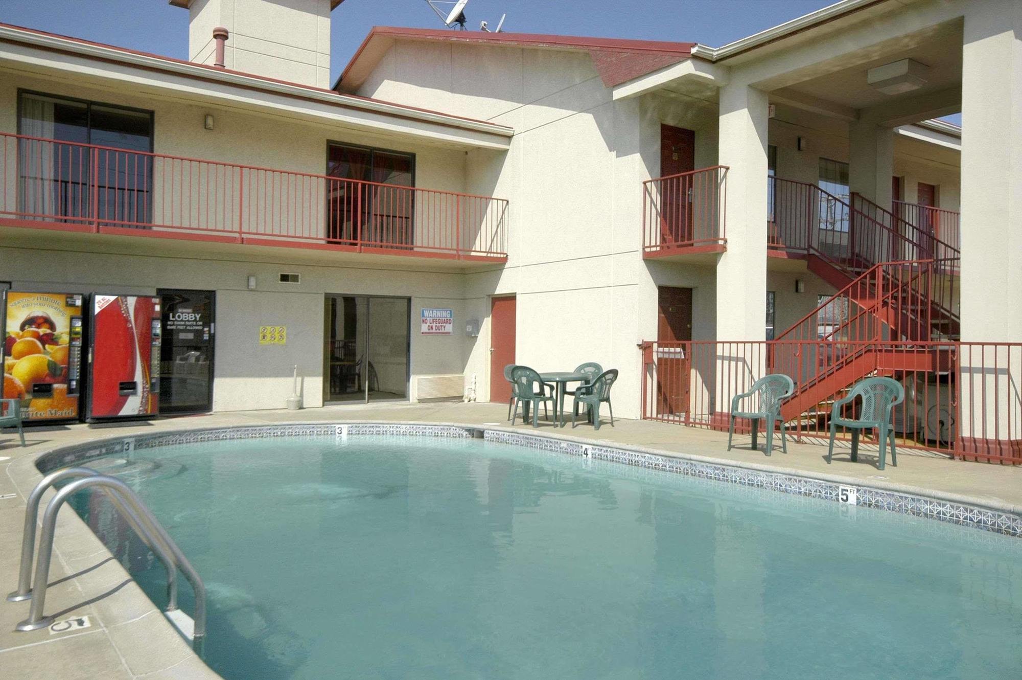 Super 8 by Wyndham Springdale AR Motel Eksteriør bilde